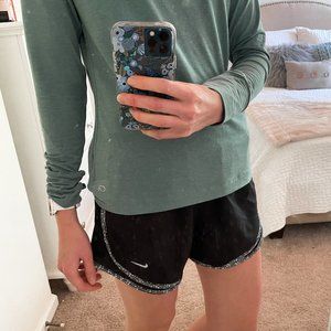 Nike Tempo Shorts, Size S Black & White